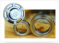 Valve plate